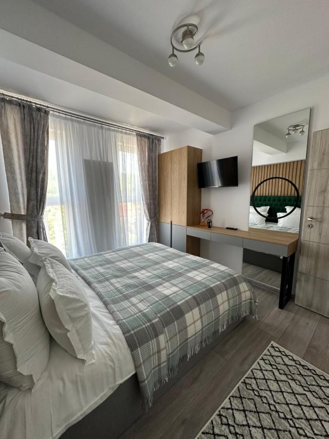 Apartamente Arinis Gura Humorului Exterior photo