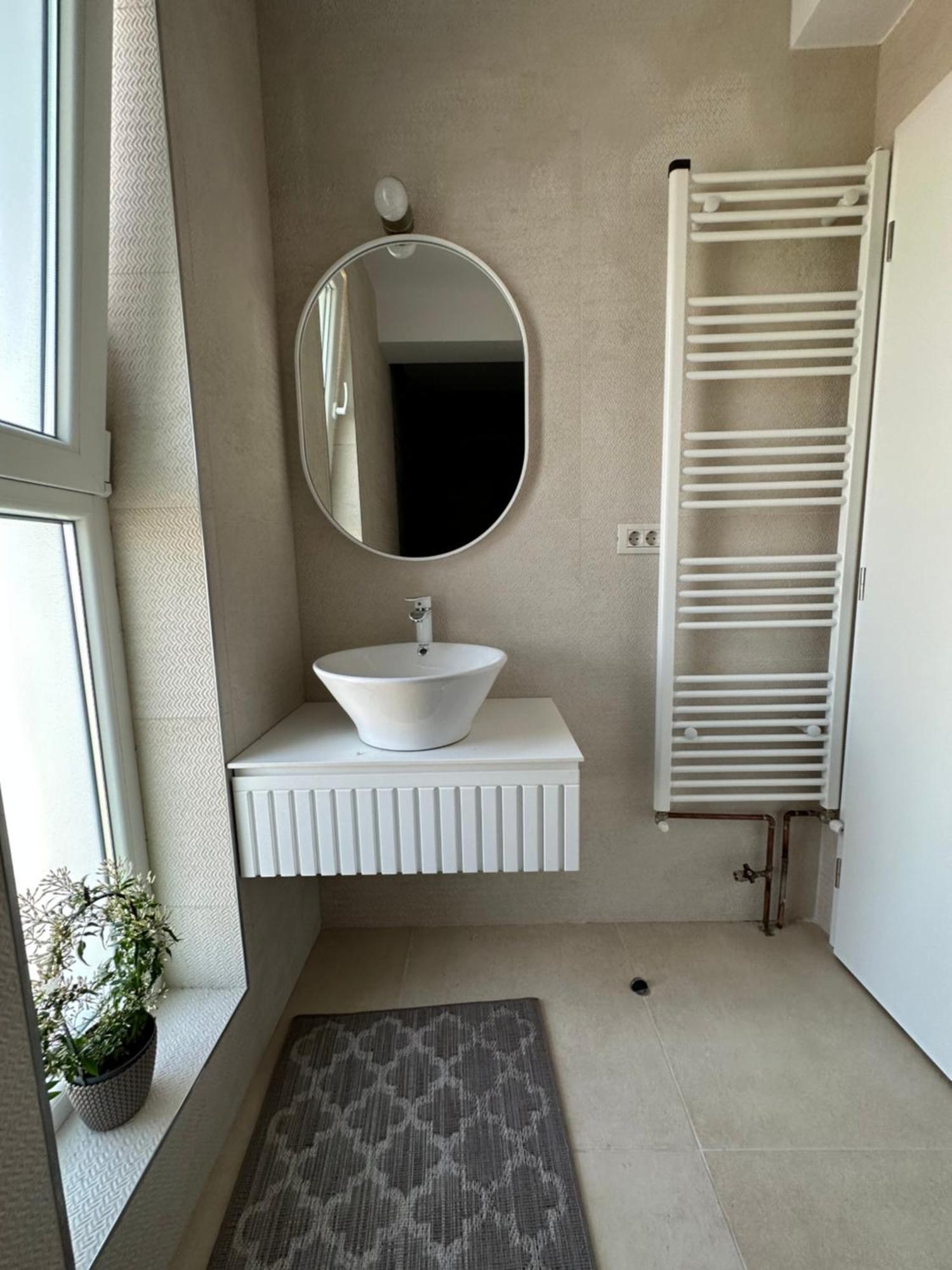 Apartamente Arinis Gura Humorului Exterior photo